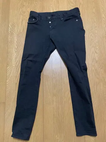 W34 블랙 데님 빨간 귀