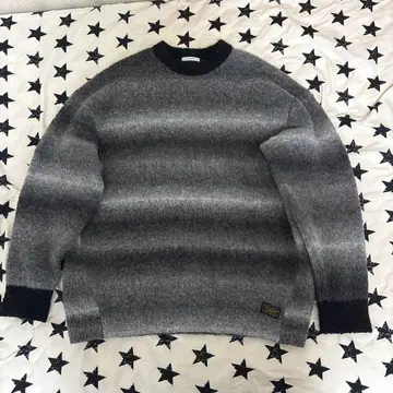 그레이 블랙 니트 스웨터