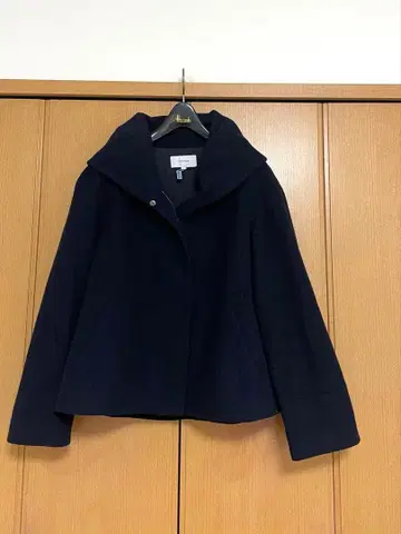 언타이틀 하프 코트 네이비