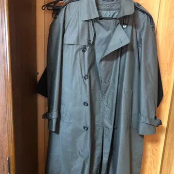 SIEG FRIED 트렌치코트