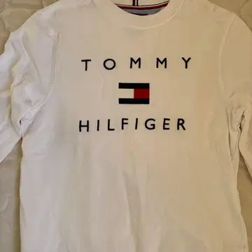 TOMMY HILFIGER 화이트 맨투맨 M