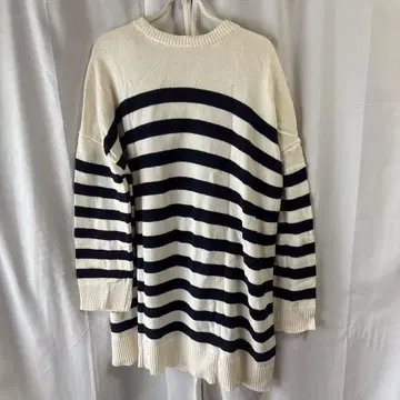 보더 무늬 오버 사이즈 니트 스웨터