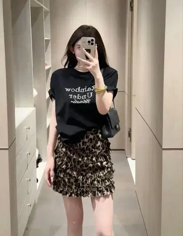 한국 스타일 셋업 로고 T셔츠 + 레오파드 스커트 2세트 미사용 새상품