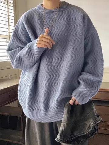 얇은 파란색 물결 무늬 오버 사이즈 니트