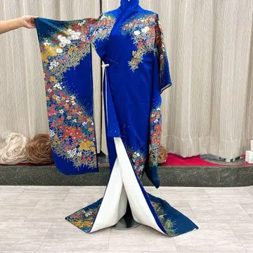 후리소데, 히키후리소데 신부 성인식에도 쇼와 레트로