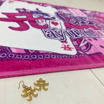 하마사키 아유미 A 로고 귀걸이 LIVE 타월