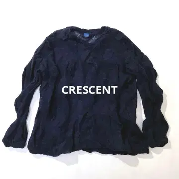 새상품급 크레센트 디자인 니트