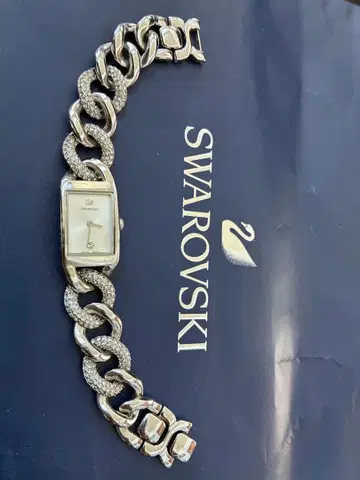 SWAROVSKI 스와로브스키 팔찌 손목시계 실버 체인