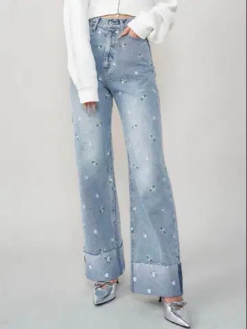 새상품 다리치 darich 스프링 플라워 데님 팬츠 I-BLU S