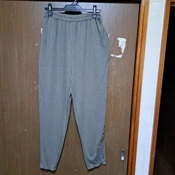 그레이 기린 자수 조거 팬츠