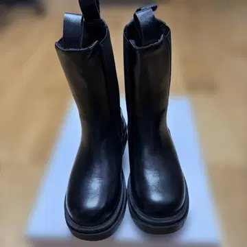 블랙 사이드 고어 부츠 YouTuber 추천 상품