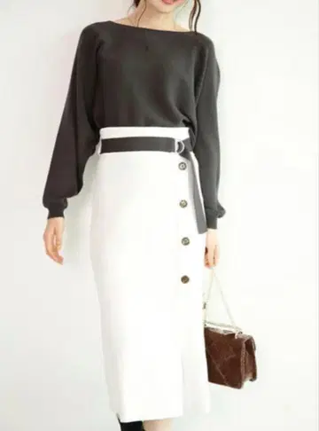 Mystrada 돌먼 배색 니트 업