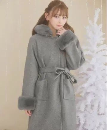 Rady 그레이 퍼 코트 새상품 M