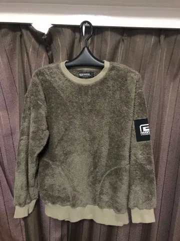 리버설 보아 트레이닝복