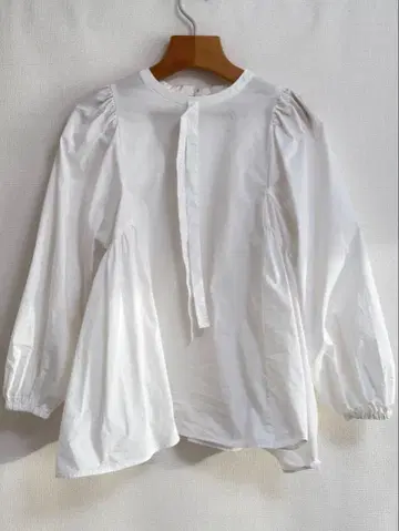 yori 사이드 개더 블라우스 화이트 36