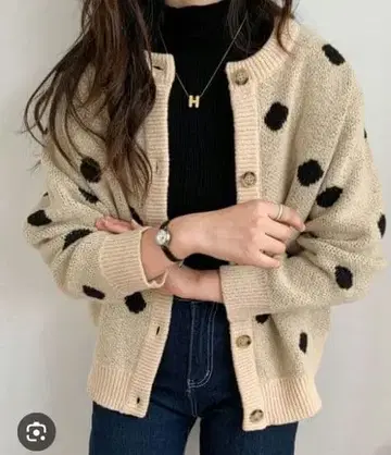 도트 자카드 볼륨 니트 가디건