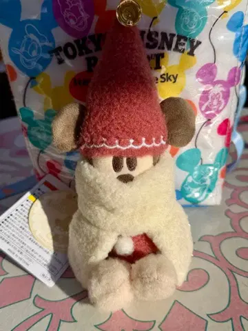 릴린린 인형 배지 빨간색 디즈니 크리스마스 2025