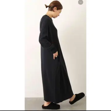 저널 스탠다드 랙스 래글런 슬리브 쭈리 롱 원피스 블랙