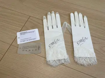 CARLA 화이트 레이스 웨딩 그로브