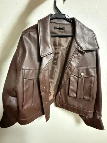 브라운 가죽 숏 자켓