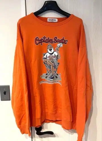 캡틴 산타 맨투맨 트레이닝복