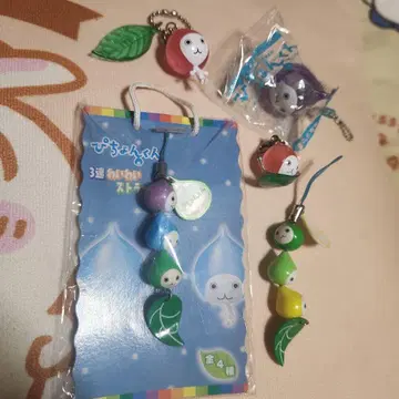 피천군 3연 와와 스트랩 마라카스다제! 클리어 키링 등 세트