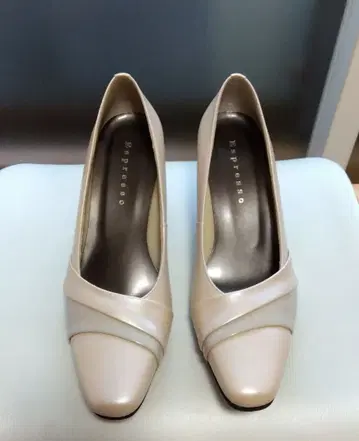 Espresso 베이지 하이힐 24cmEEE