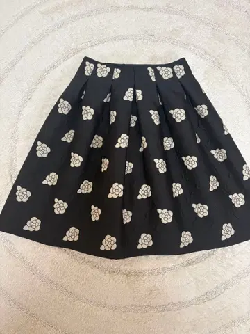 M'S GRACY 꽃무늬 플레어 스커트 36 새상품급