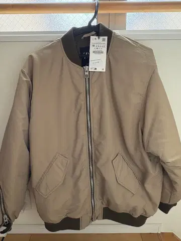 가격 인하 ZARA 여성용 MA-1 자켓 M 사이즈