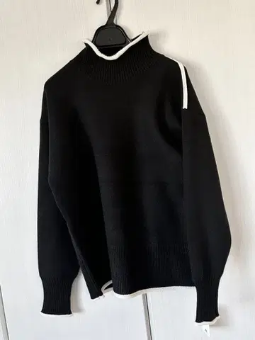 새상품 14500엔 니트 mirepoix 바이컬러 터틀 니트