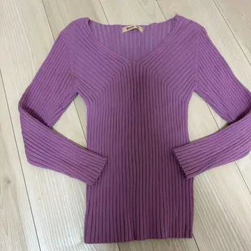 Aquweiser-riche 퍼플 V넥 스웨터