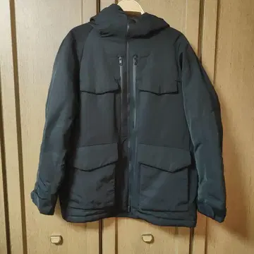 UNIQLO x White Mountaineering 다운 자켓