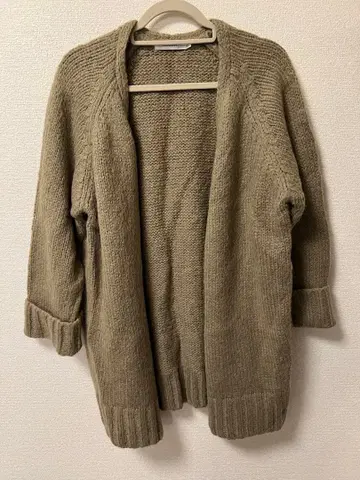 새상품급 MOUSSY 카키 니트 가디건