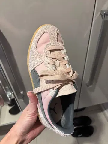 Puma 핑크 스니커즈