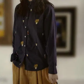 써니클라우드 명화 자수 셔츠