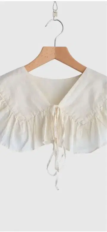 veritecoeur 베리떼꾸르 vc2740KINARI 프릴 탈부착 카라