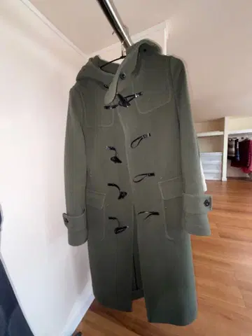 투모로우랜드 더플 코트