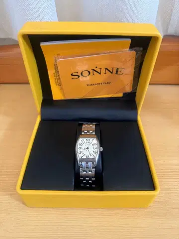 SONNE 여성용 시계 실버