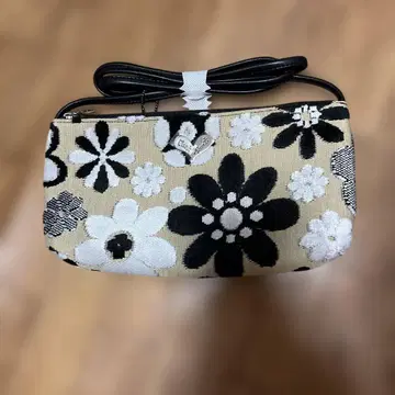 Think Bee! 꽃무늬 숄더백