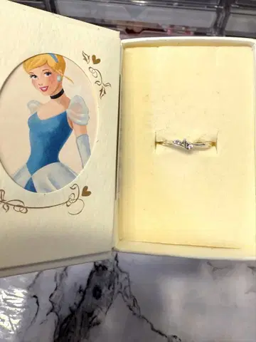 THE KISS 신데렐라 디자인 13호