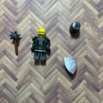 레고 미니피규어 시리즈 15 겁쟁이 나이트