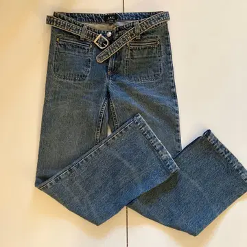 A.P.C. 스트레이트 데님 벨트 포함