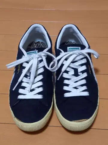 PUMA SUEDE VTG never worn 26cm 새상품급