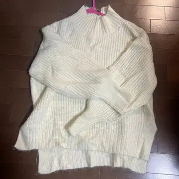 PAGEBOY 화이트 니트