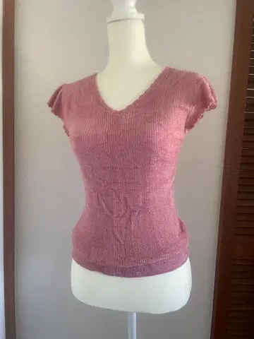 핑크 V넥 프릴 소매 반팔 상의