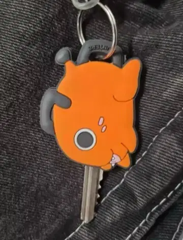 [ 미사용 새상품 ] 체인소 맨 포치타 키 커버 키링 실리콘 익명 배송