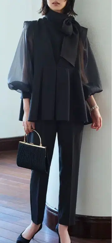 블랙 쉬폰 셋업 M 사이즈