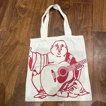트루 릴리전 토트백