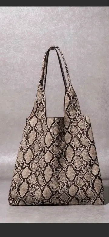 트라이앵글 토트