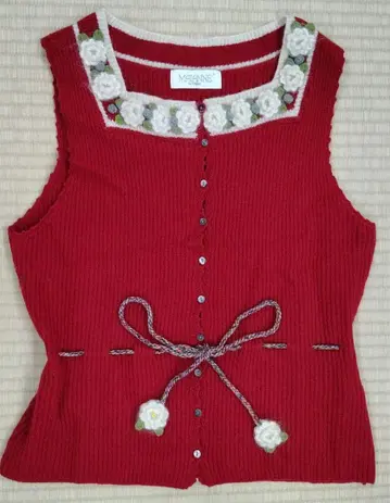 MAIANNE by Rogica 빨간색 모헤어 꽃 자수 니트 베스트